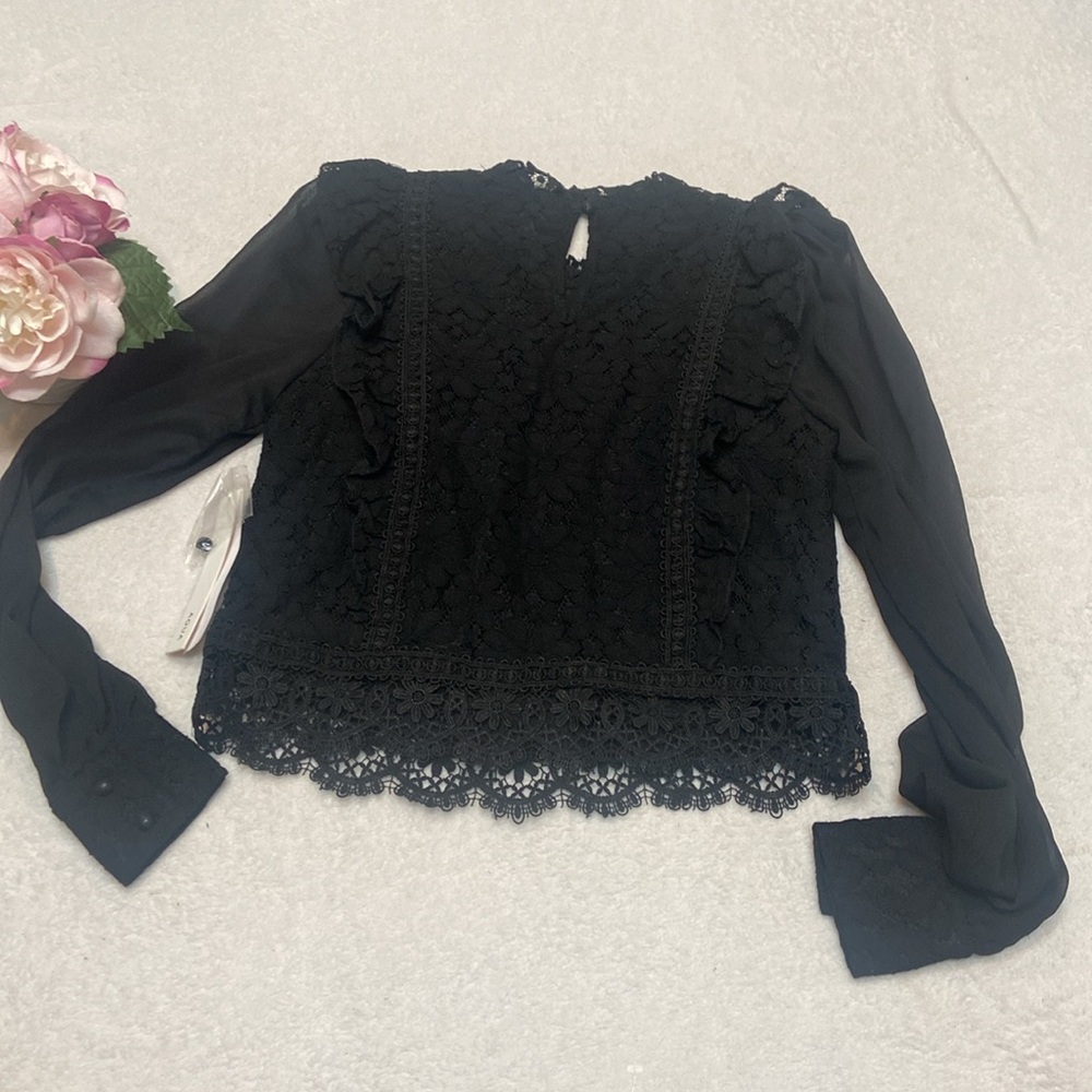 AQUA NWT Size XS Long Sleeve Black Lace Top Bloomingdale’s Exclusive - Picture 10 of 13